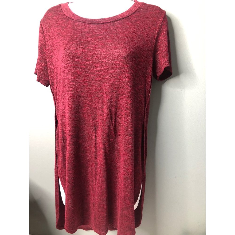 Mudd maroon small shirt